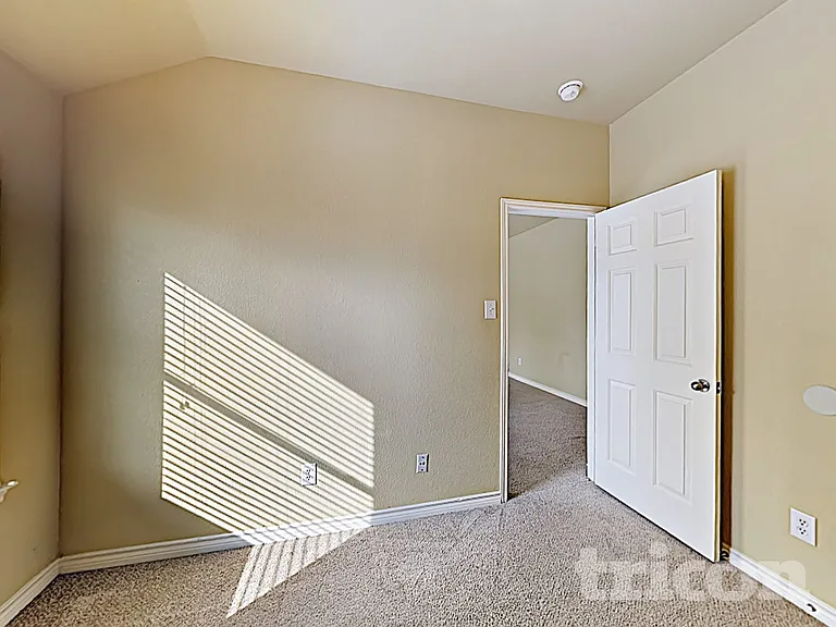 2146 Cimarron St — Photo 15