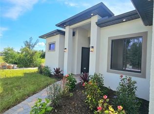 1132 NW 28th Ave, Cape Coral, FL 33993