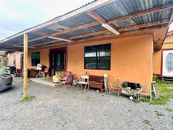 3rd image of 6116 N Abram Rd