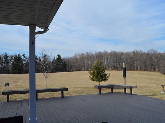 4th image of 5580 Sunnyside Rd NE