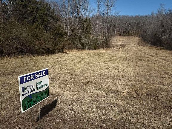 3rd image of 68 Rainbow Lake Rd