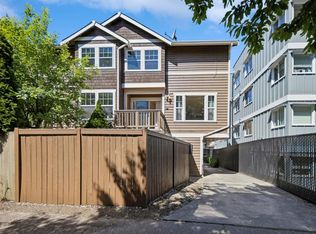 5610 15th Ave NE #B, Seattle, WA 98105