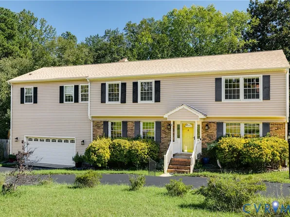 6415 Lakeway Dr, Mechanicsville, VA 23111