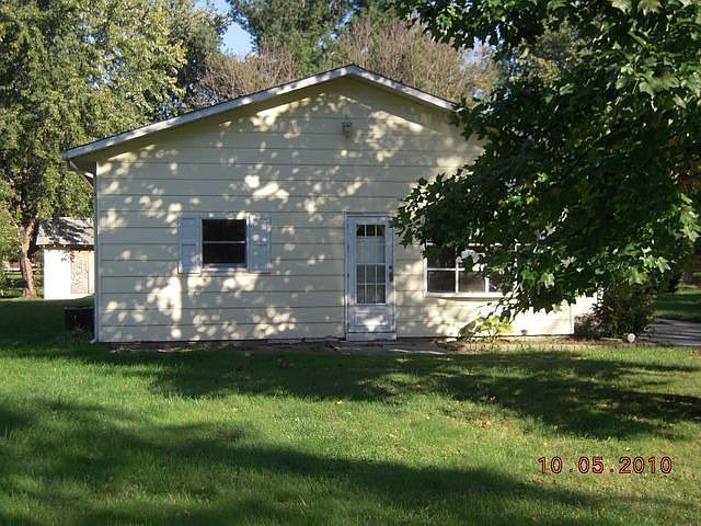 2nd image of 403 S 19th St