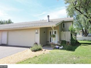 1007 Carmel Ct, Saint Paul, MN 55126