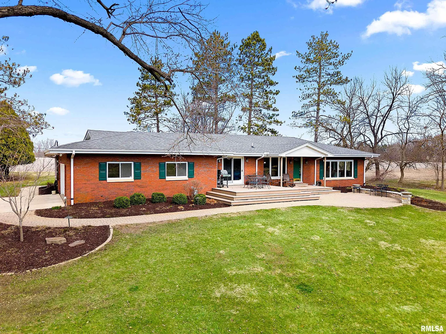 5739 W Martindale Ln photo 1