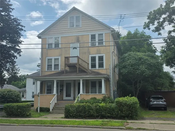 322 W Franklin St, Endicott, NY 13760