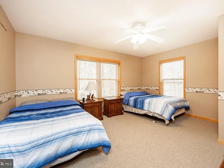 1212 Acacia Dr — Photo 36