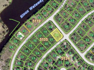 7055 Harland Rd, Port Charlotte, FL 33981