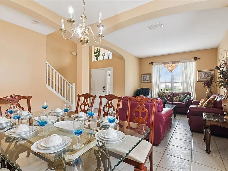 1162 Solana Cir — Photo 14