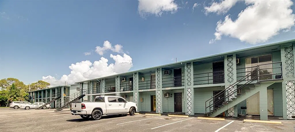 2 bed, 1.0 bath, 543 sqft, $850 — Photo 1
