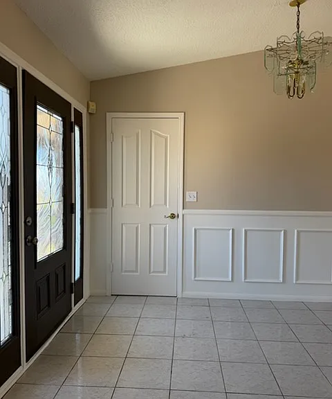 20276 Wren St — Photo 3