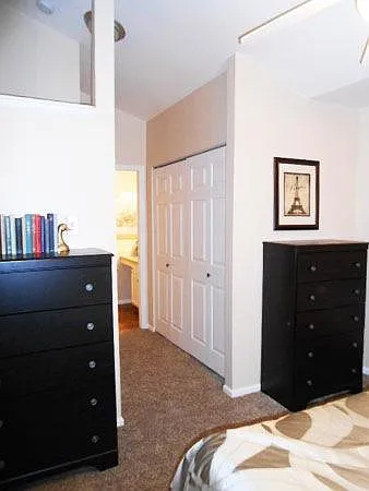 1601 W Swallow Rd #8D — Photo 4
