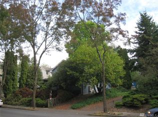 12718 35th Ave NE, Seattle, WA 98125