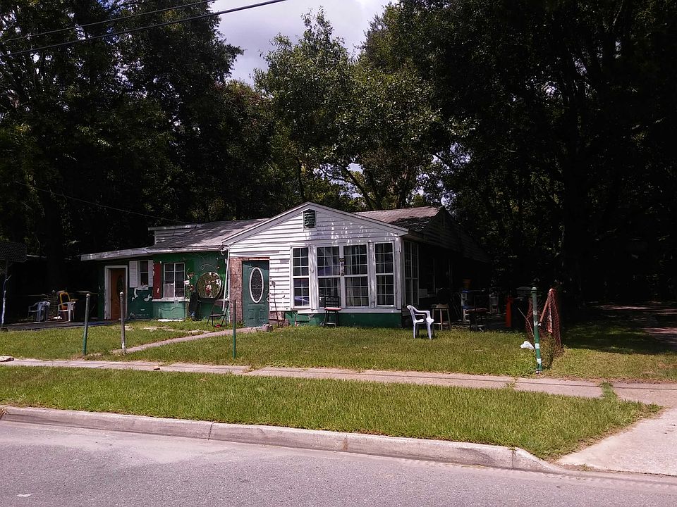 1st image of 2617 Beaverbrook Pl