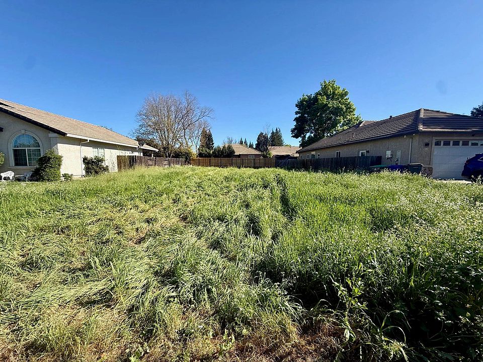 1st image of 22565 N Marina Way Dr