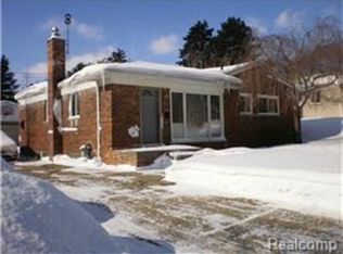 919 Duke, Milford, MI 48381