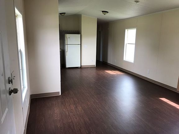 5th image of 1402 Cheshire Ct