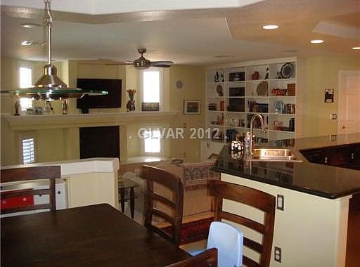 5th image of 4101 Highland Castle Ct