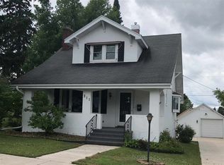 211 Main St, Norway, MI 49870