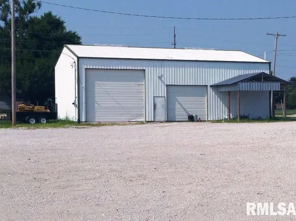 1100 W Dean St, Virden, IL 62690