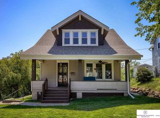 4637 Farnam St, Omaha, NE 68132