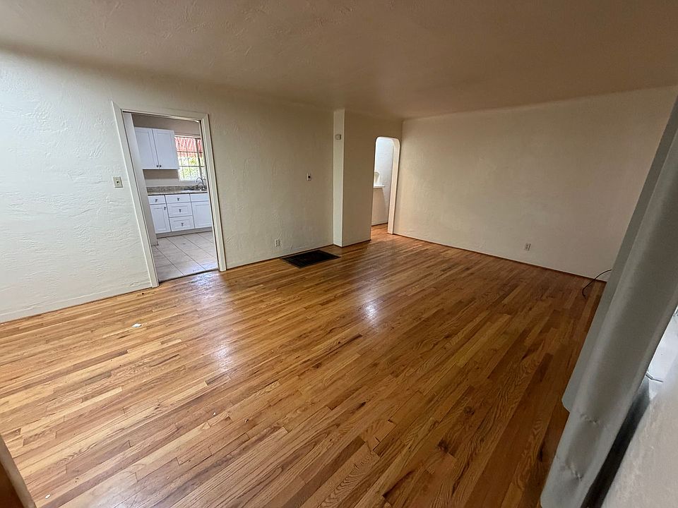 1st image of 1030-1040 Truman St SE #1030