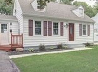 68 Sherwood Ave, Hamburg, NY 14075