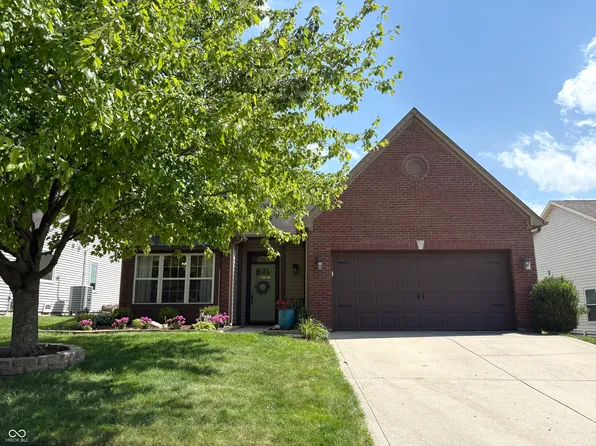 10989 Haig Point Dr, Fishers, IN 46037