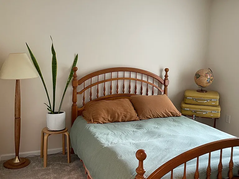 Newfields Place Ls — Photo 9