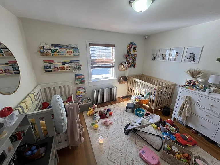 19 Joy St — Photo 13
