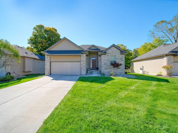 621 Shadow Brooke Ln, Tecumseh, MI 49286