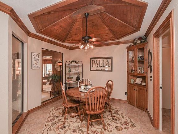 4th image of 1104 Mistywood Ln