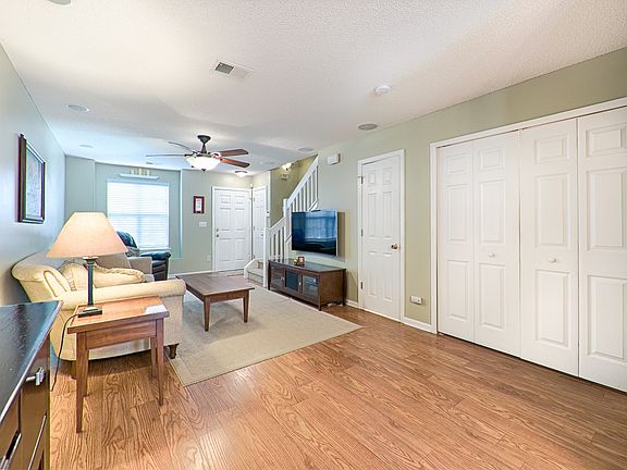 4th image of 14964 Deshler Ct