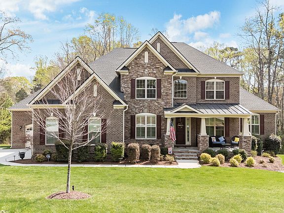 2nd image of 7228 Ledford Grove Ln