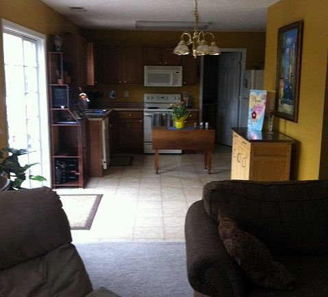 4th image of 2718 Summer Point Ct