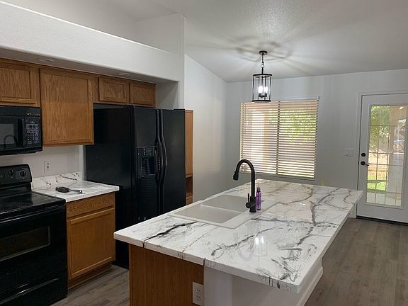 5th image of 19316 N 66th Ave