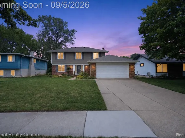 6604 Paul Revere Ln, Canton, MI 48187