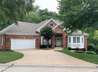 2705 Fairway Oaks Dr, Lake Saint Louis, MO 63367