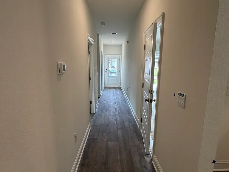 13824 Shea Cir — Photo 3