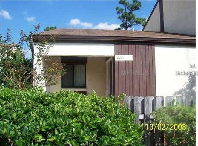 1st image of 2653 Surrey Ct #2653
