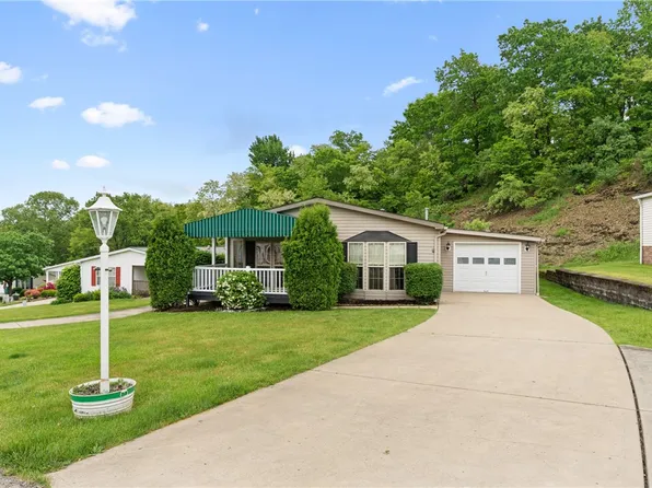 181 Rock Lake Dr, Zelienople, PA 16063