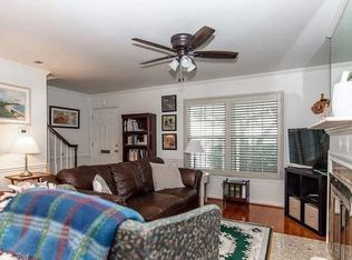 2801 Foxcroft Rd, Little Rock, AR 72227