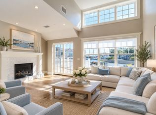 87 Elm St #321, Cohasset, MA 02025