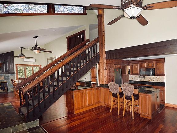 5th image of 5020 Main Gore Pl #23-24