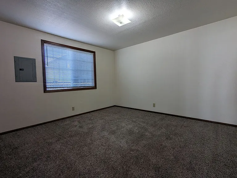 1217 R St #5 — Photo 10