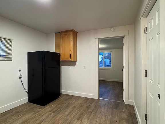3rd image of 704 N Kittitas St #3