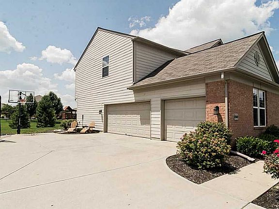 5th image of 12442 Gray Eagle Dr