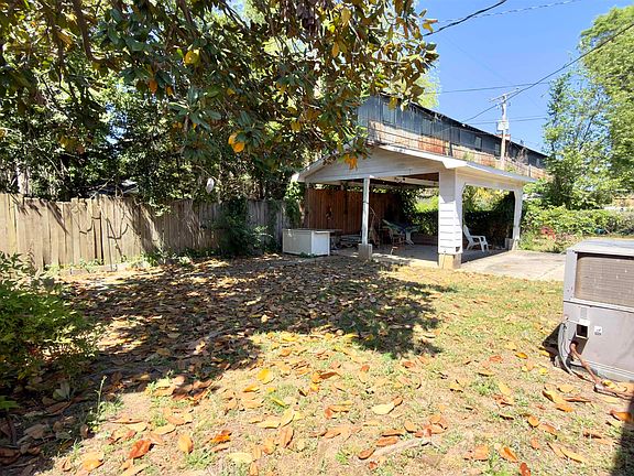 4th image of 1105 Kinard Ct