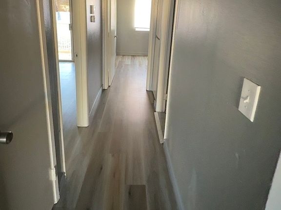 4th image of 157 N Columbia St #22